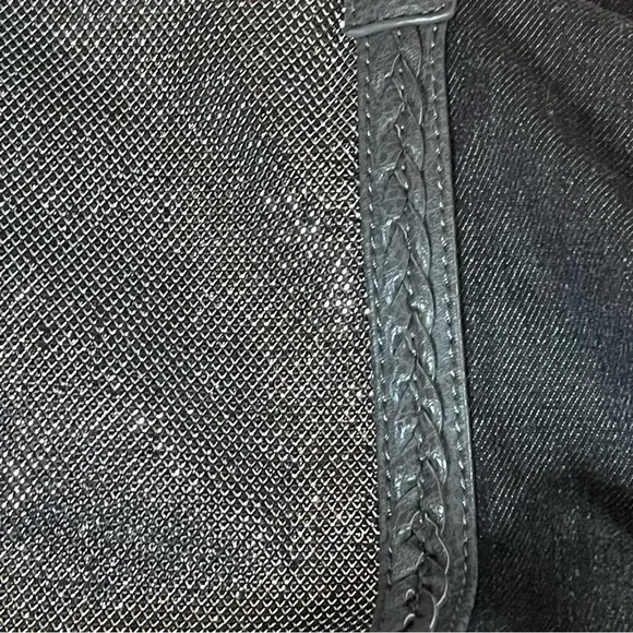 MAGNOLIA & VINE canvas and vegan leather tote - Picture 13 of 13